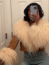 Load image into Gallery viewer, Suede Stockholm